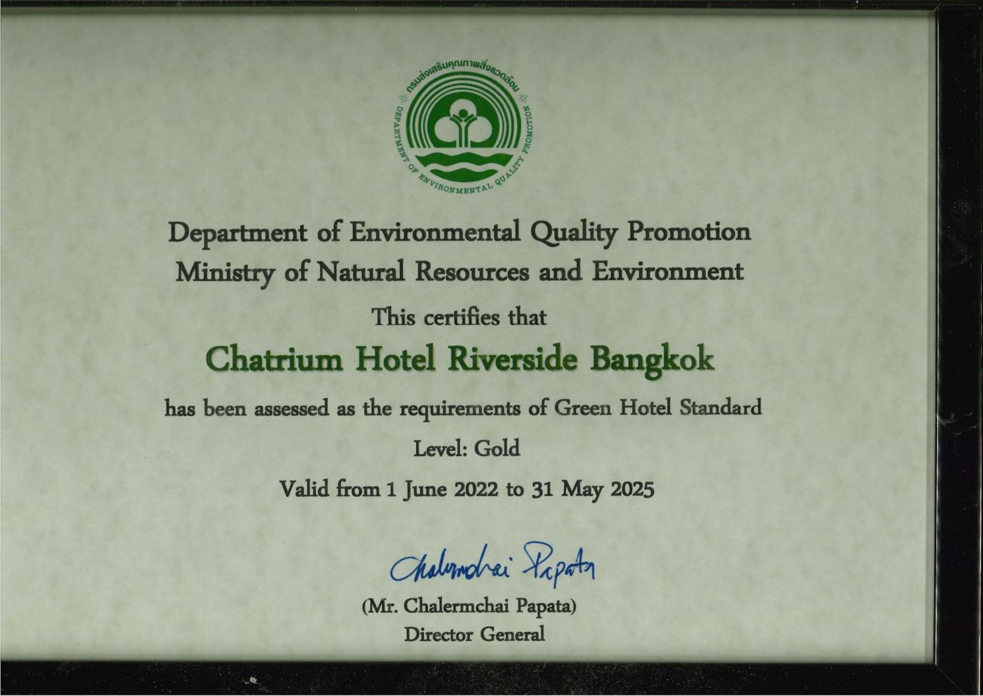 Chatrium Hotel Riverside Банкок Екстериор снимка Green Hotel Standard Gold Award